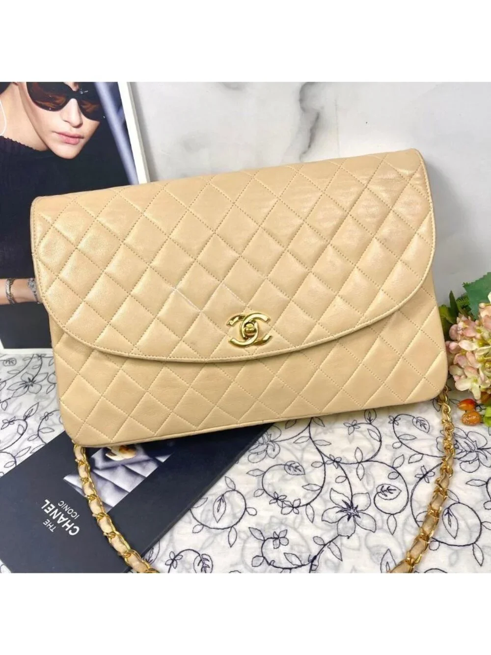 Chanel Vintage Quilted Chain Shoulder Bag